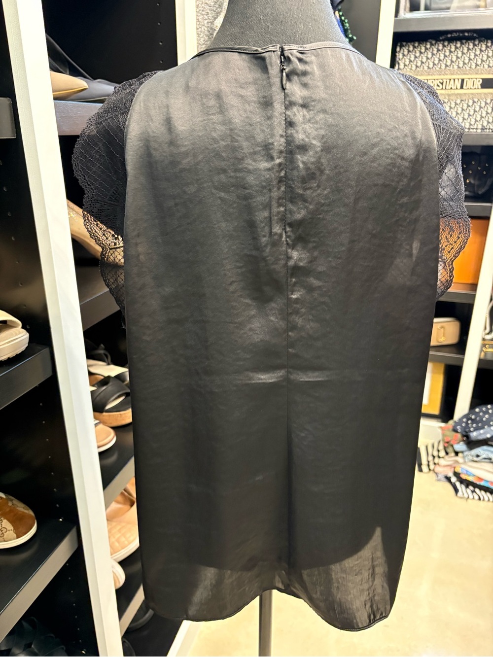 CAbi Veil Top in Black - Picture 5 of 9